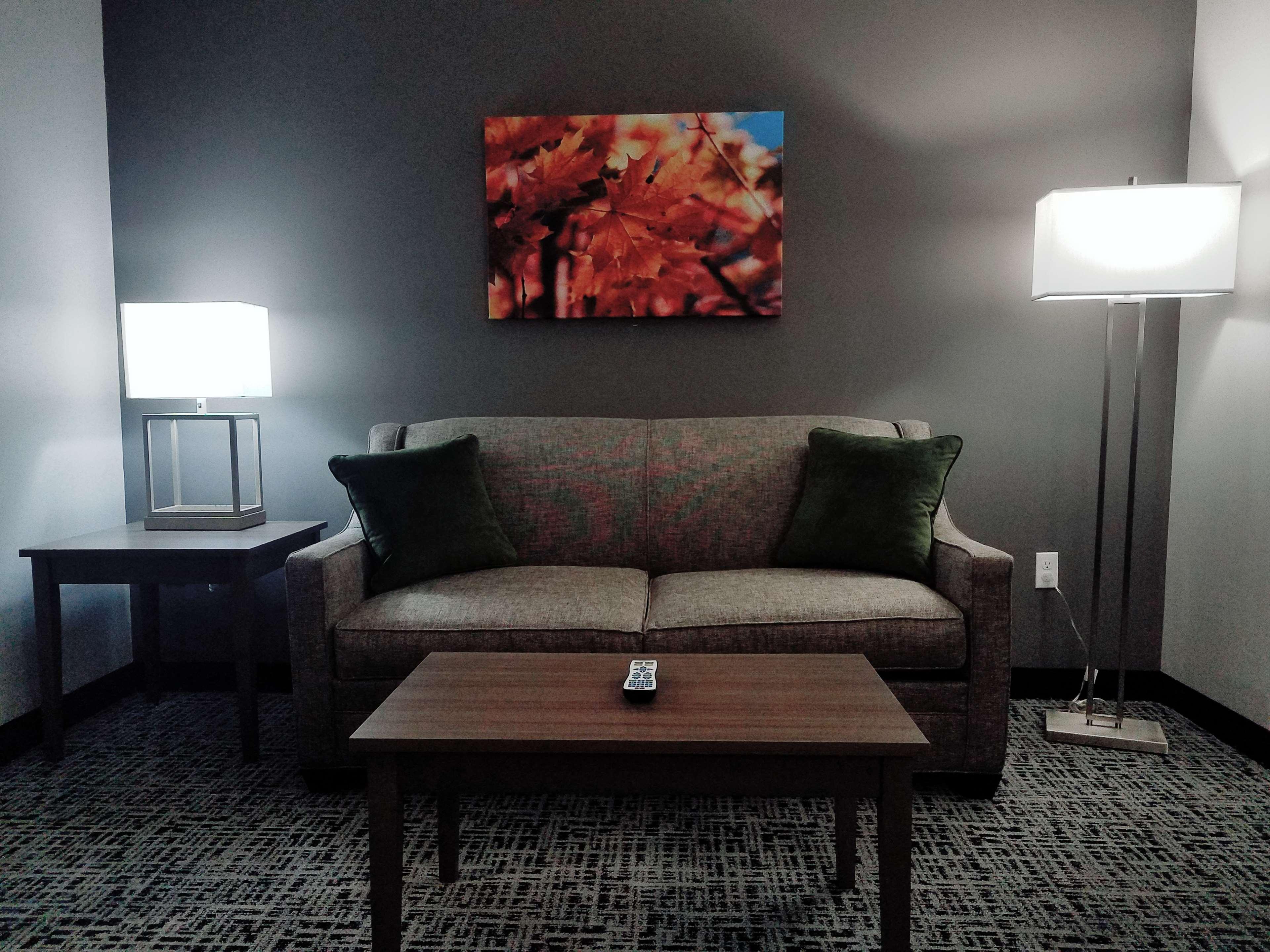 Best Western Plus Wayland Hotel Shelbyville Bagian luar foto