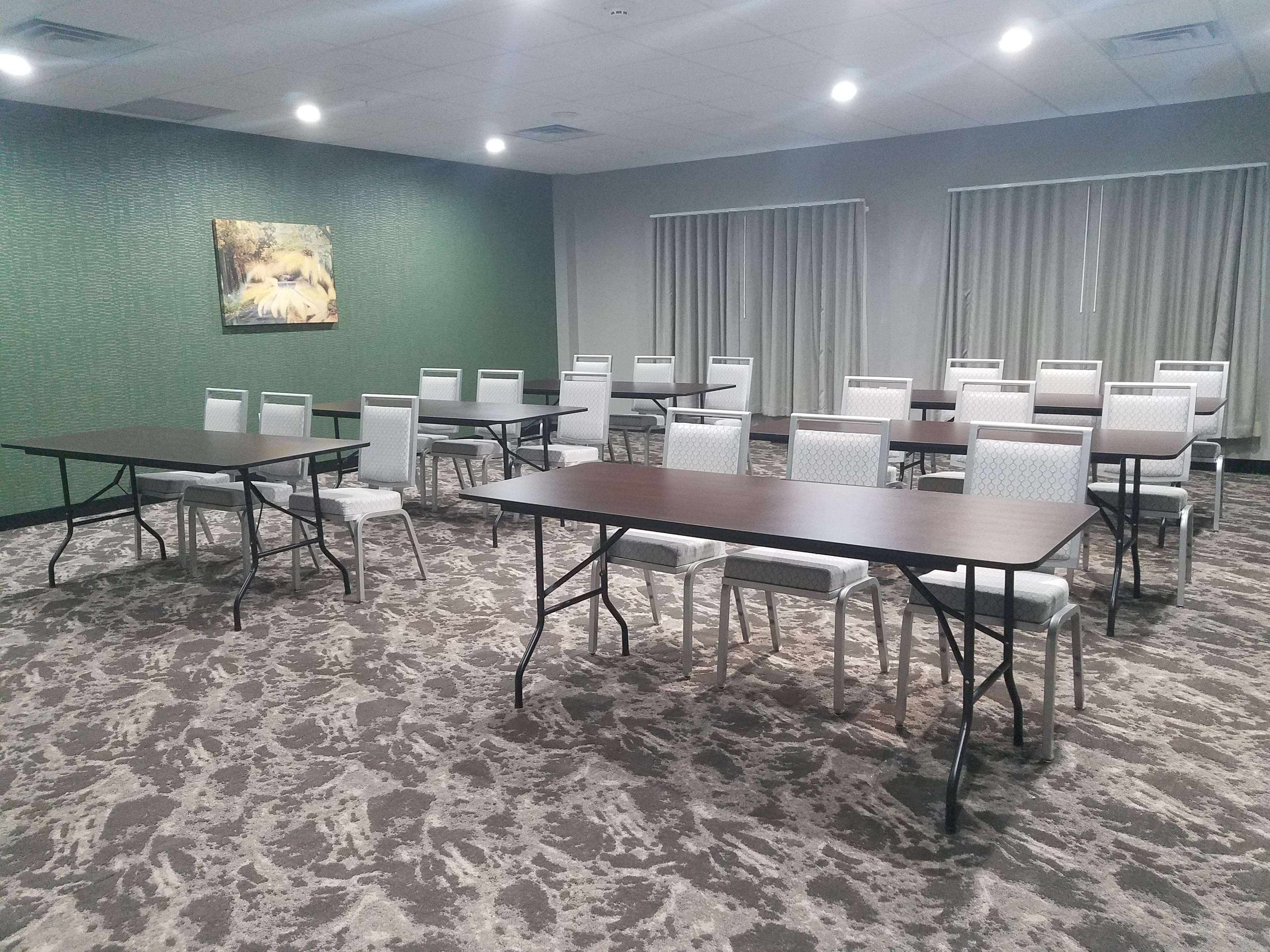Best Western Plus Wayland Hotel Shelbyville Bagian luar foto