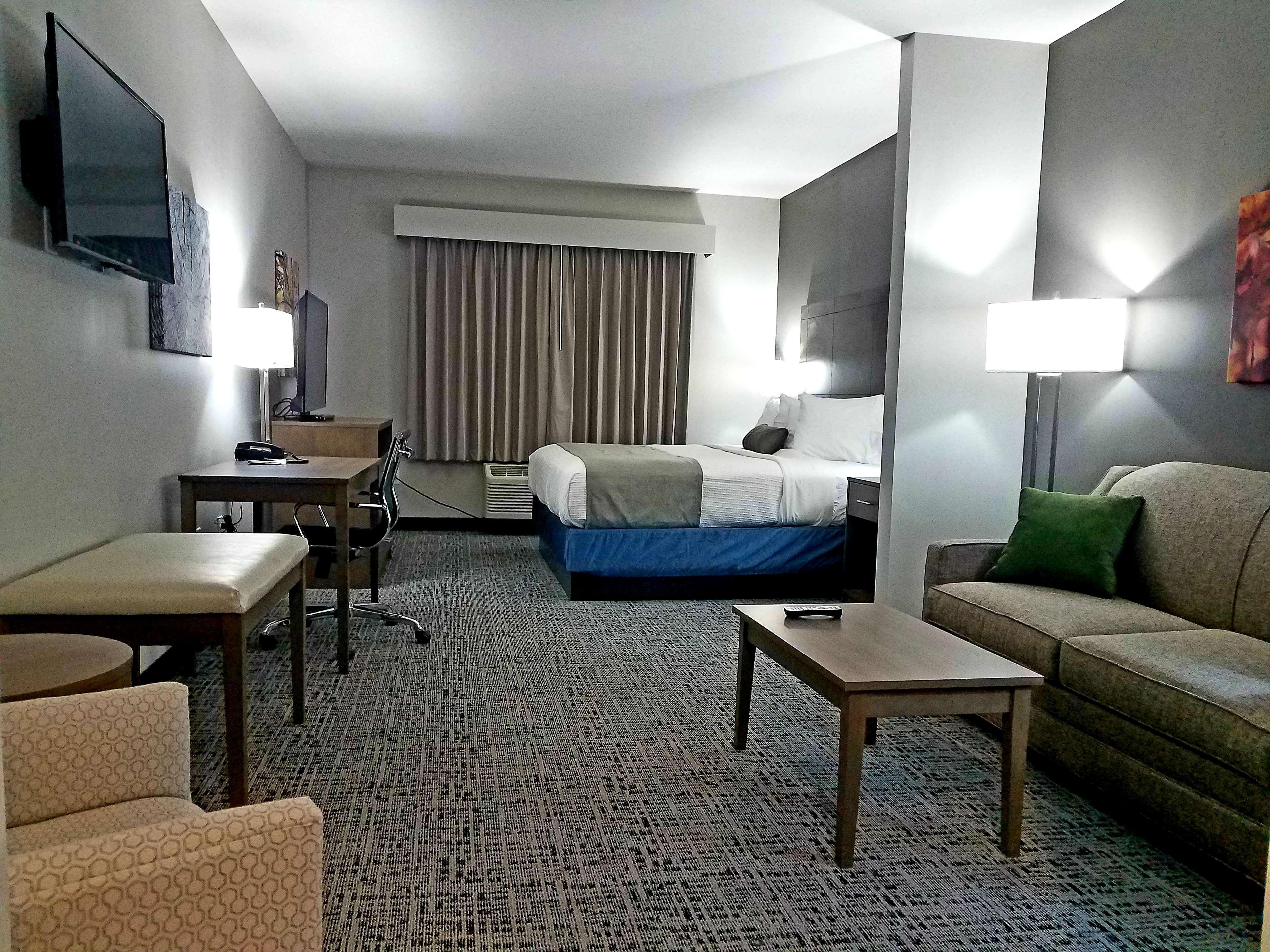 Best Western Plus Wayland Hotel Shelbyville Bagian luar foto